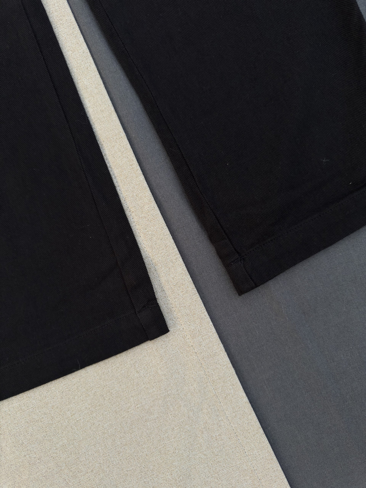 Black Wide Utility Cargo