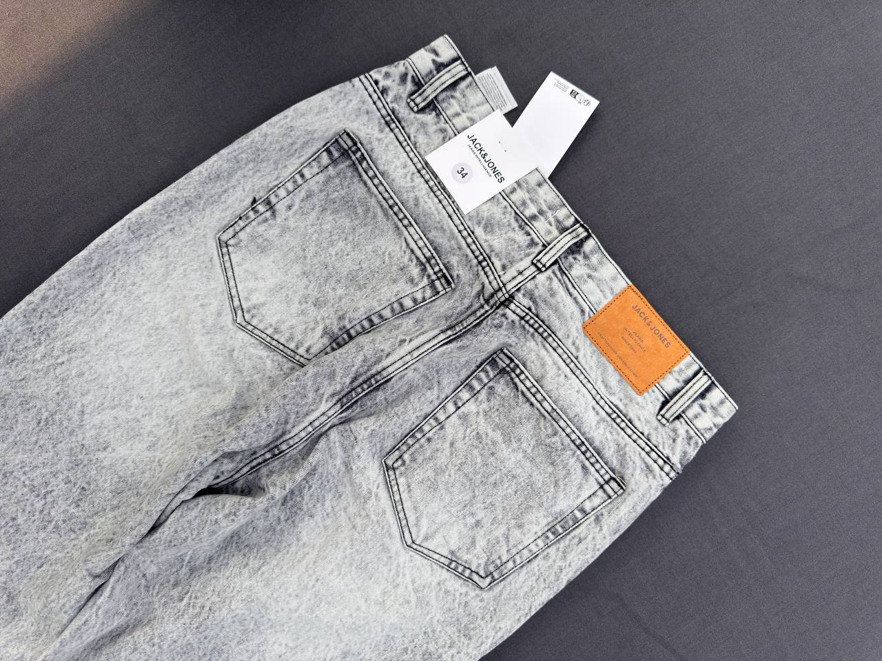 Straight Cut Baggy Jeans