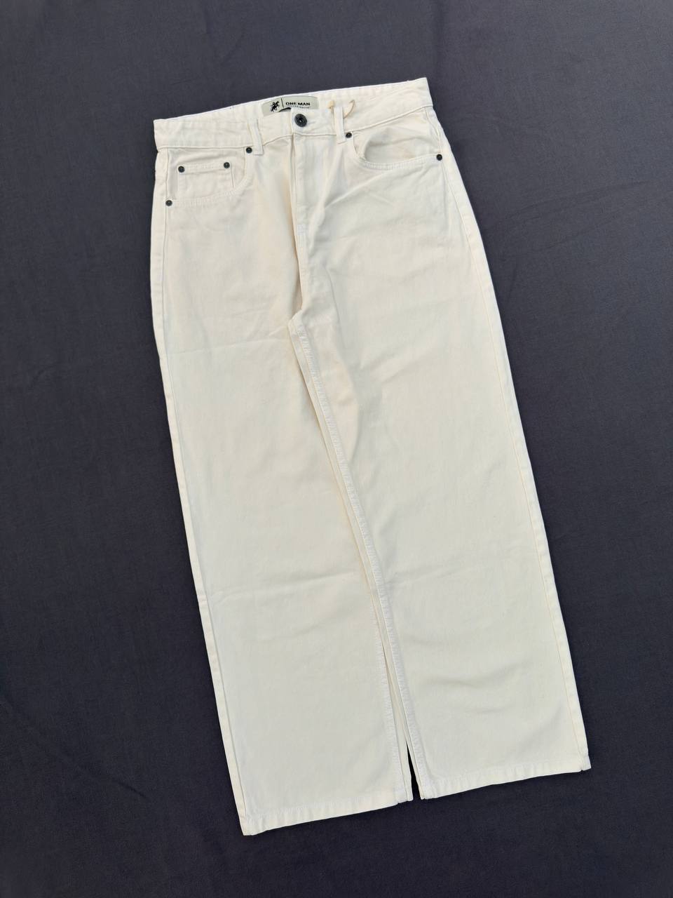 Straight Cut Baggy Jeans