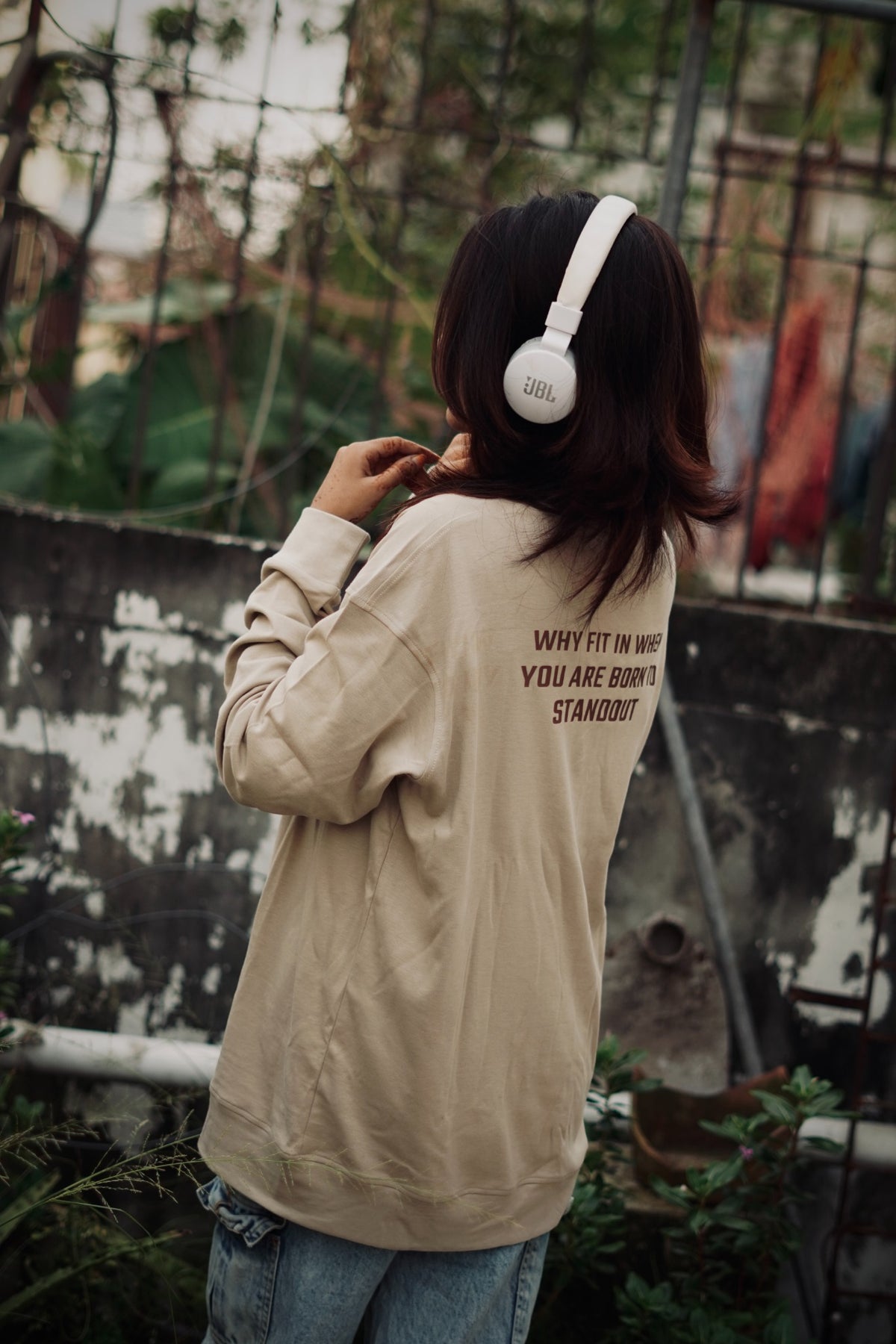 Beige graphic sweatshirt