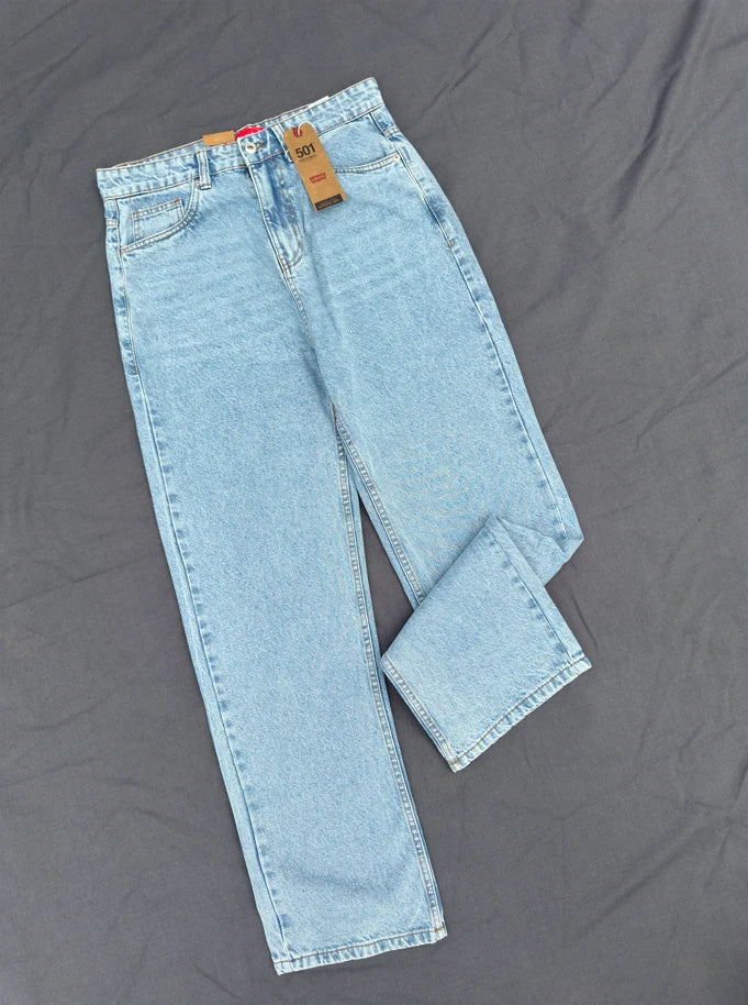 Straight Cut Baggy Jeans