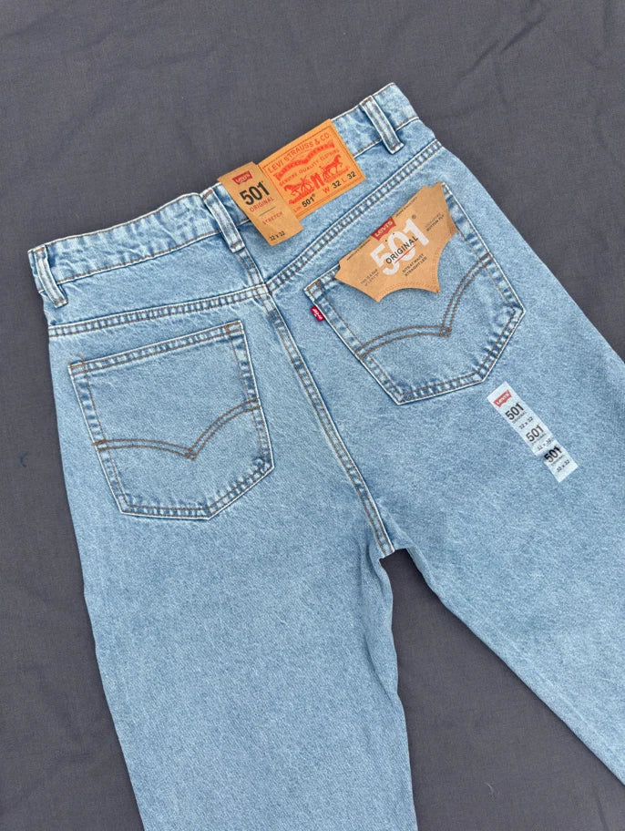 Straight Cut Baggy Jeans